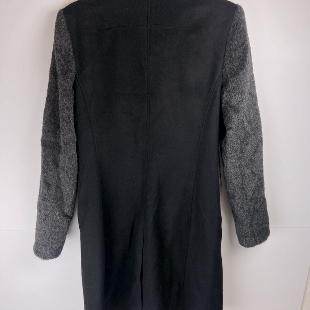 Trina Turk Colorblock Contrast Wool - Picture 4 of 4